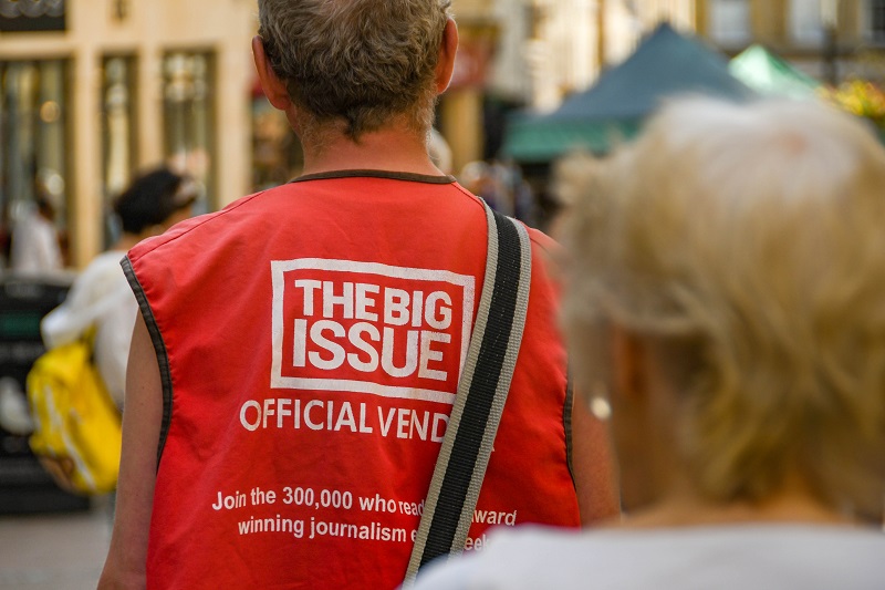 Over One Third Of Big Issue Vendors Now Accept Contactless Payments 